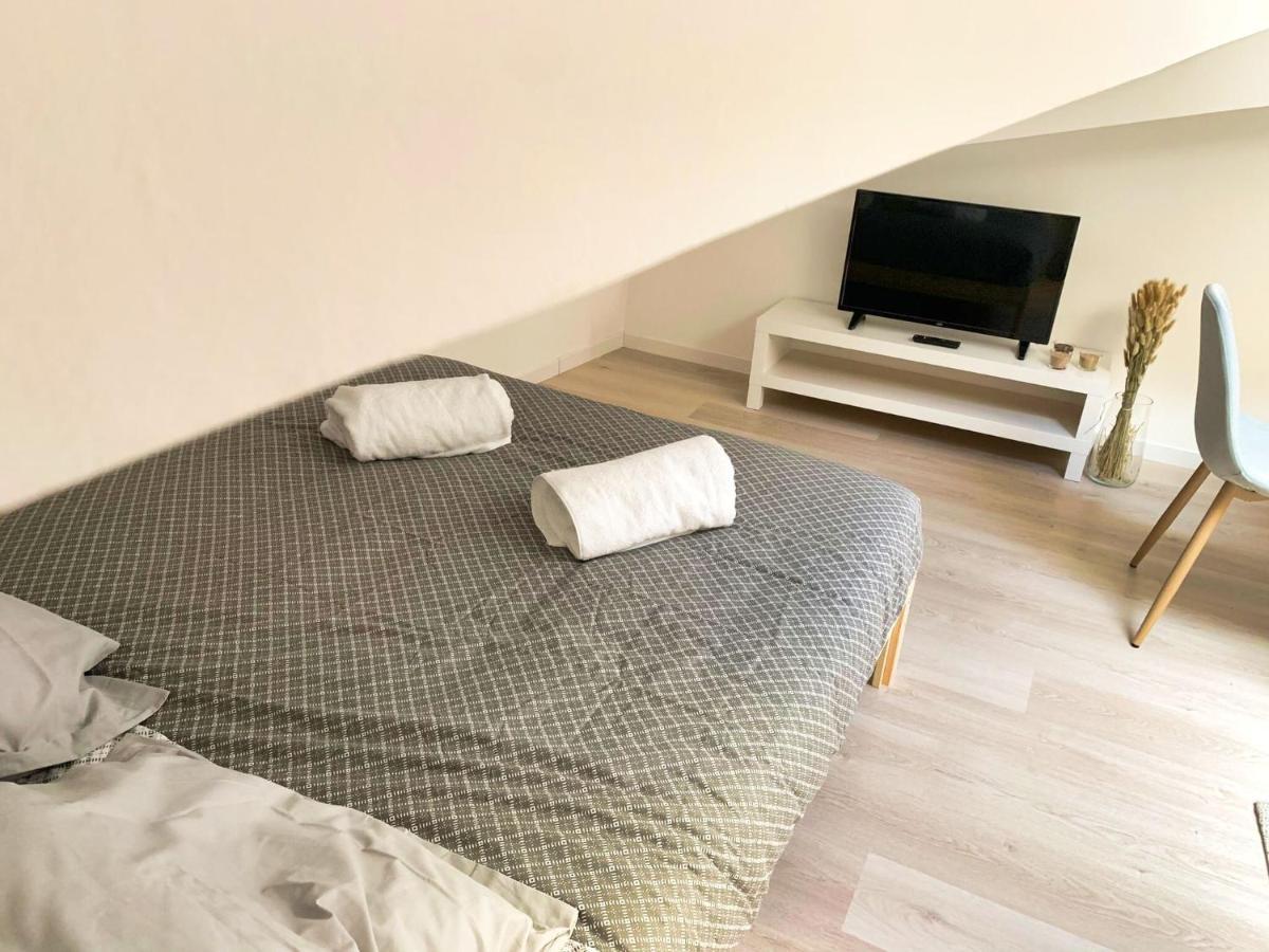 Studio Avec Lumiere D'Ambiance - Proche Victoire Appartement Bordeaux Buitenkant foto